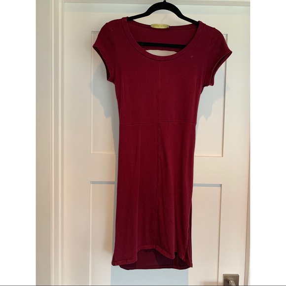 Red bodycon t-shirt dress - Picture 2 of 2